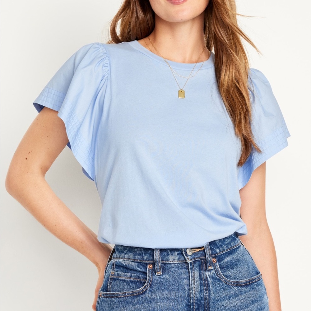 NWOT Old Navy Flutter Sleeve top size Medium